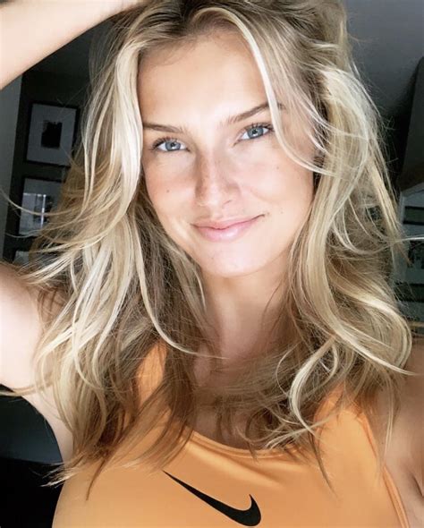 Brooke Buchanan : BeautifulFemales