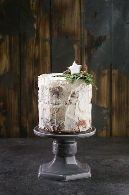 Premium Photo Christmas Naked Cake