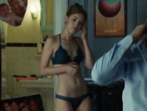 ELLA RAE PECK Nude AZNude