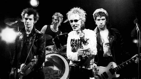 Steve Jones Recuerda La Gira De Sex Pistols Por EEUU