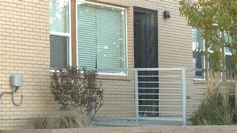 Burglar Takes Shower Sits Naked On Couch WPXI