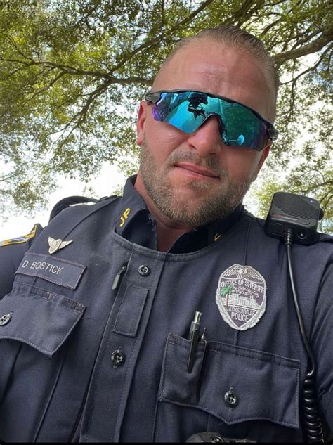 Pin By Randy Weiser On Hunky Men In Uniforms Hot Cops Men In Uniform Scruffy Men