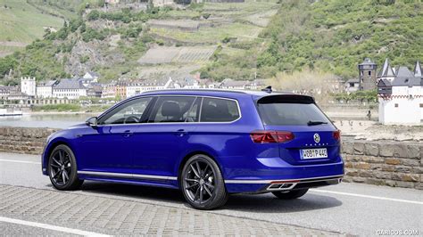 2020 Volkswagen Passat Variant Eu Spec Rear Three Quarter Caricos