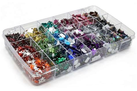 Pearl n Fun Rhinsten i æske ass former og farver Vestergaard Group