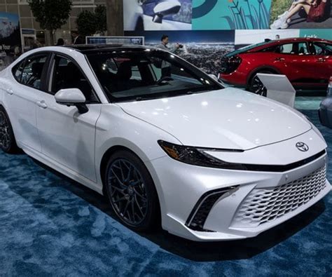 Toyota Unveils Next Generation 2025 Camry Hybrid