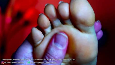 Wrinkled Soles Lotion Massage Part Mature Porn Feat Dr Foot Queen