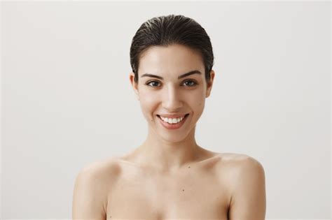 Free Photo Beautiful Sensual Brunette Standing Naked And Smiling Carefree