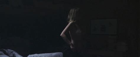 Naked Karin Viard In L Amour Est Un Crime Parfait