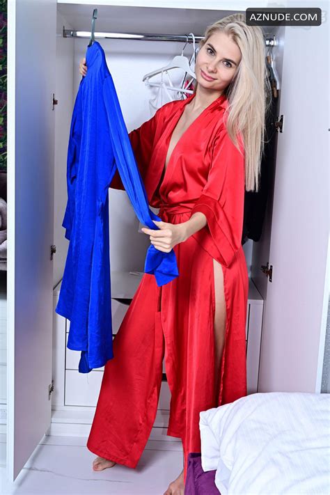 Valery Sexy And Nude Photoshoot Posing Her Seductive Butt Breasts And Pussy Aznude