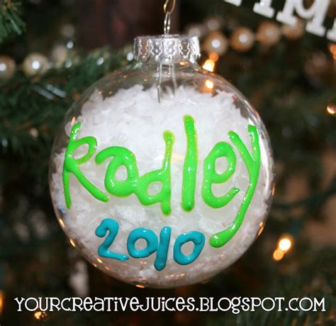 Creative Juices: easy snow ornament