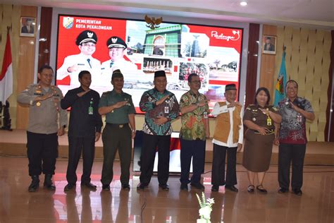 Verifikasi Kabupaten Kota Sehat Kks Oleh Tim Verifikasi Kks Pusat