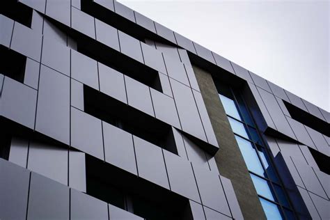 mengenal material aluminium composite panel  penggunaan interior