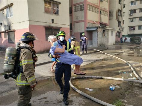 Personas Afectadas Por Inhalaci N De Humo En Incendio En Barraza