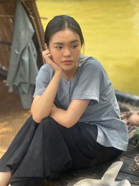 Nữ chính phim Việt đang hot Yeye Nhật Hạ có xuất thân hoàng tộc Tuổi