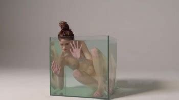 Nude Art Performance Page