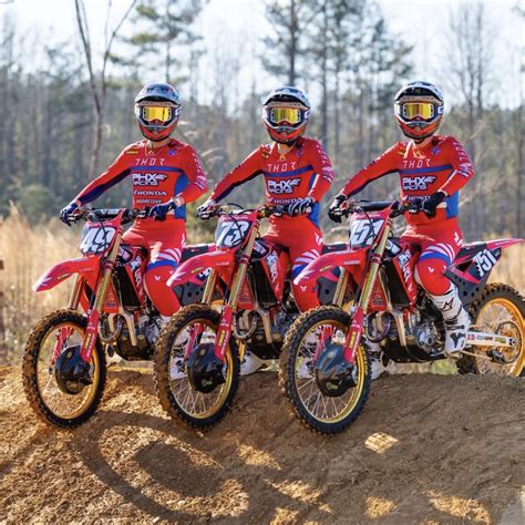 Visitor Guide and Event Schedule for the PHX Arena 34