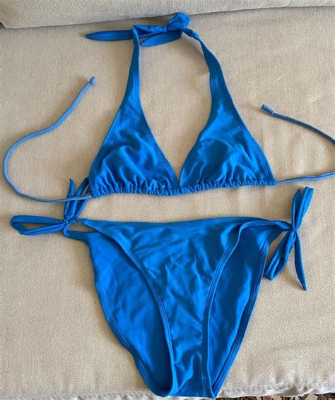 Bikini in Königblau Gr M L stimmt nicht Kaufen auf Ricardo