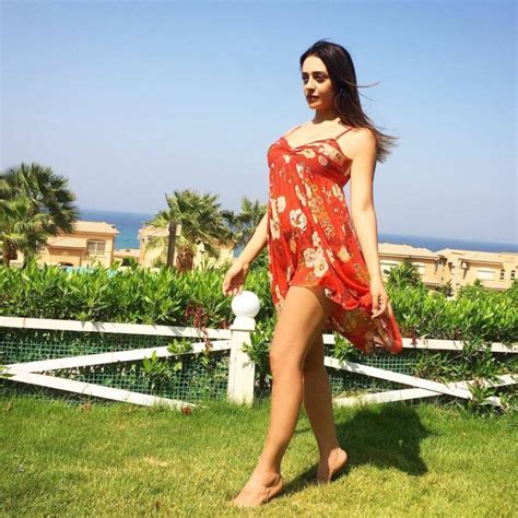 Hot Sexy Mariam Hassan Bikini Pics