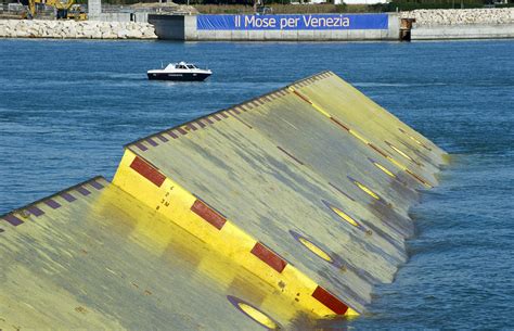 ecco cose il mose  venezia   che punto  wired