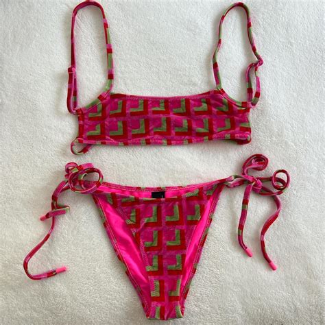 TRIANGL BIKINI Worn Once Top Size Small Depop