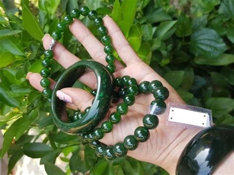 11 loại đá quý màu xanh lục lạ mắt trên trang sức đang hot trend Trang Sức Sen