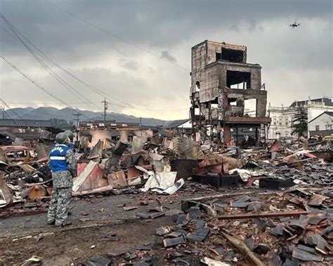 earthquakes  triggered  intense weather