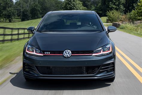 2019 Volkswagen Golf GTI: New Car Review - Autotrader