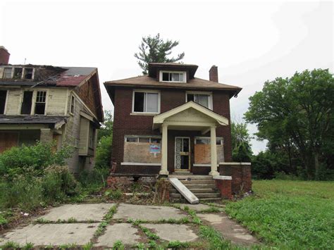 5290 Spokane St, Detroit, MI 48204 - See Est. Value, Schools & More