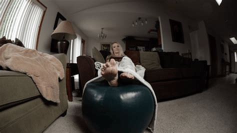 Becoming Horny As You Watch 2nd HFW Clips4sale