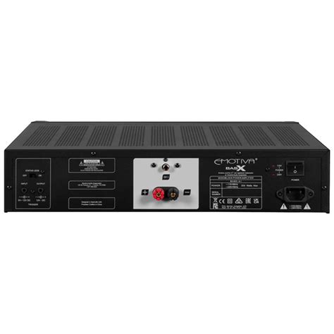 Emotiva BasX A1 усилитель мощности