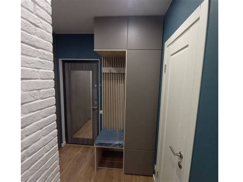 Прихожая с МДФ-фасадами и декоративными рейками Гринвич 3 от фабрики Стиль