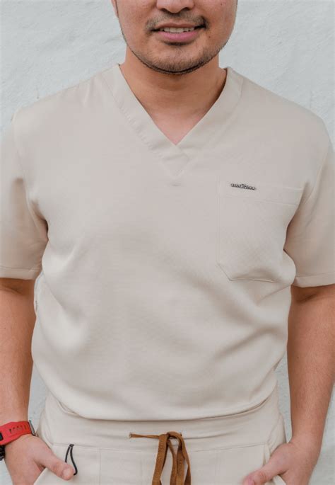 Flexx Core Scrub Top Men Nude Brown MEDIFLEXX