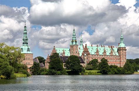 Frederiksborg Palace How To Get There By Train Or On A Guided Tour