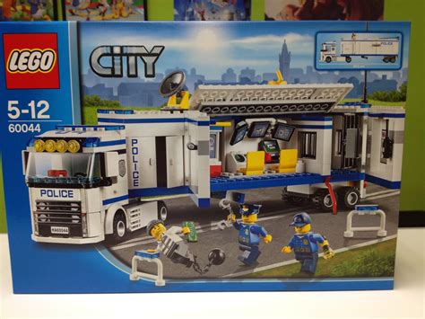 DeToyz: 2014 Lego City Police Sets stock in