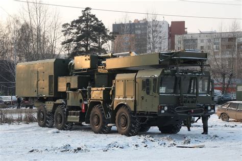 «Зенитный ракетный комплекс С-400 «Триумф» прибыл в Свердловскую ...