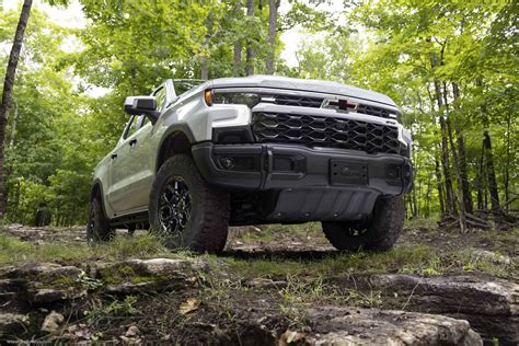 2023 Chevrolet Silverado ZR2 Bison - Stunning HD Photos, Videos, Specs, Features & Price - DailyRevs