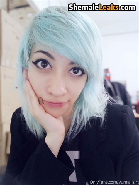 Alizirt Cosplay Yumializirt Leaked Nude OnlyFans Photo