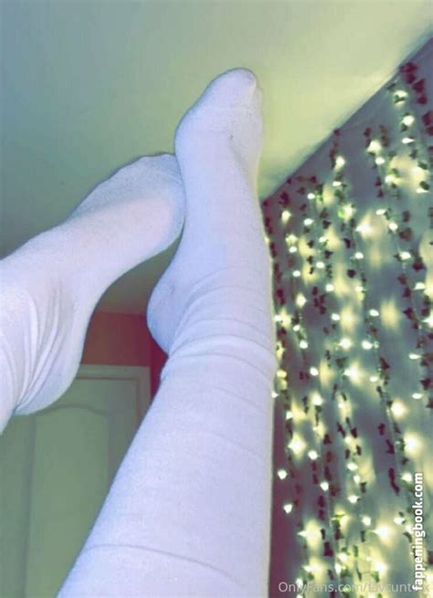 Favcunttvx Mmmilliexx Nude OnlyFans Leaks Fappening FappeningBook