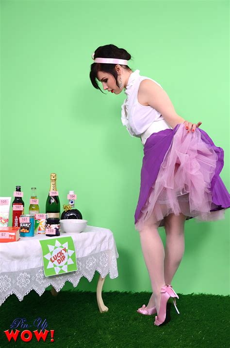 Jocelyn-Kay in Be Lucky (photoset) – pinupwow.mobi