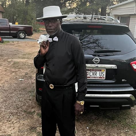 Dime - Catrine Clarke is a British fashion influencer and model known