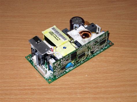 Блок питания EPP-100-12, второй из шести. Блок питания 12 Вольт Mean ...