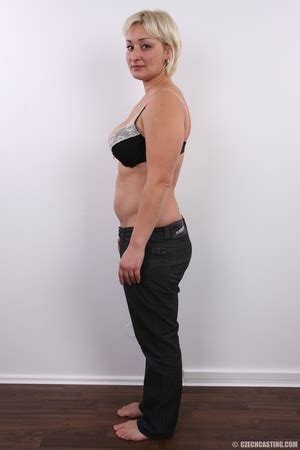 Short Hair Chubby Matured Blonde With Big T XXX Dessert Picture 17