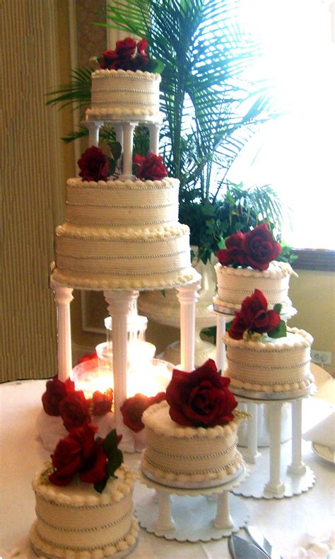 Rose Stairs Wedding Cake Design