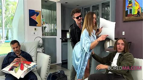 Mature Wife Three Cocks Search XNXX