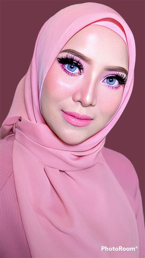 Hot Sexy Dahlia Rizal Bikini Pics