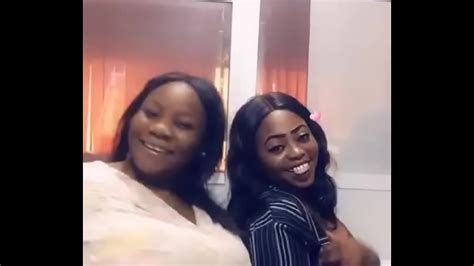 Two Prostitutes Dancing And Shaking Their Ass XNXX