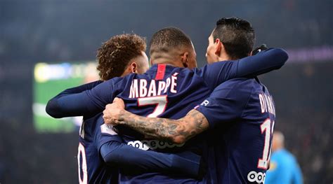 Mbapp Icardi Et Neymar Titulaires Face Monaco