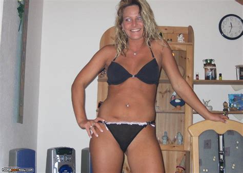 Hot Amateur Wife Posing Nude Mobile Homemade Porn Sharing