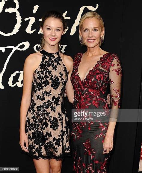 10 Latest Hot Penelope Ann Miller Bikini Pics