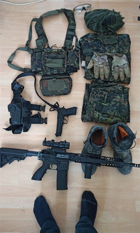 After ~4 months into airsoft, here's my loadout : r/airsoft